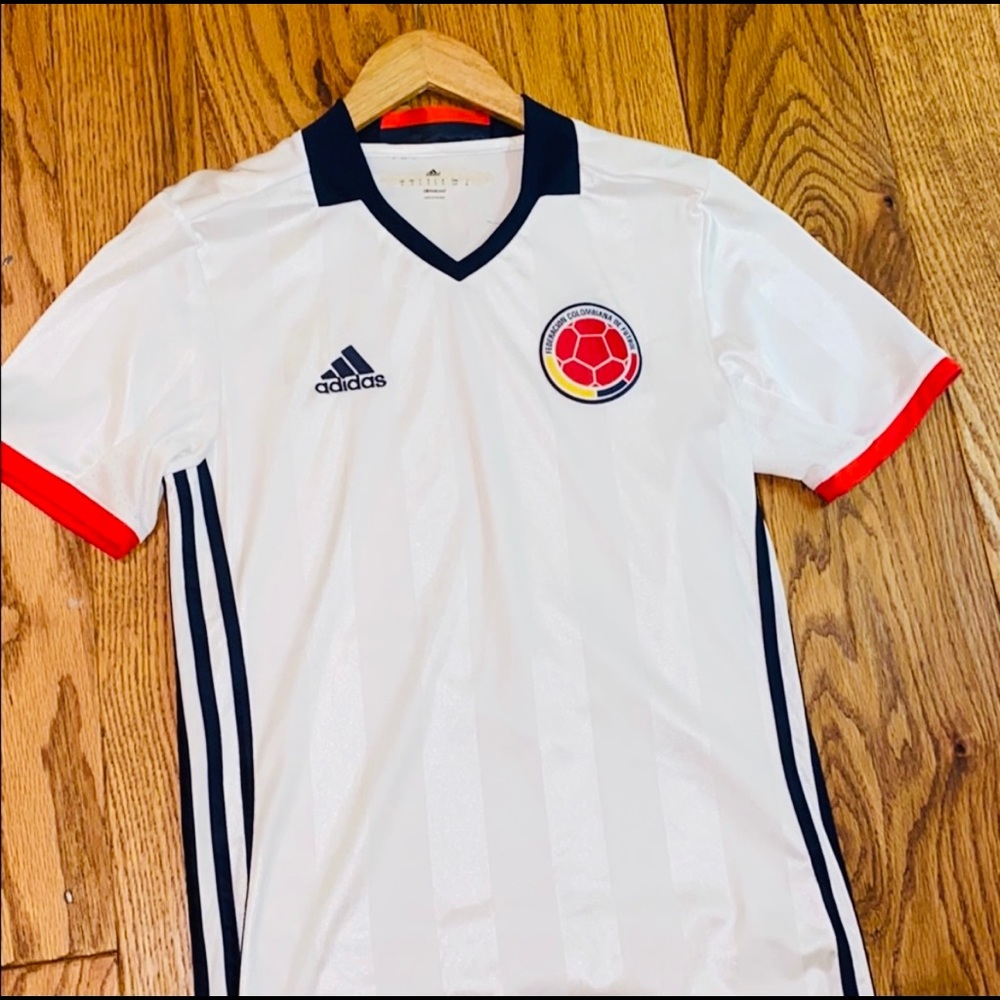 ☄️☄️coolest ☄️☄️ Soccer Jersey Colombia 🇨🇴 team new size Small
